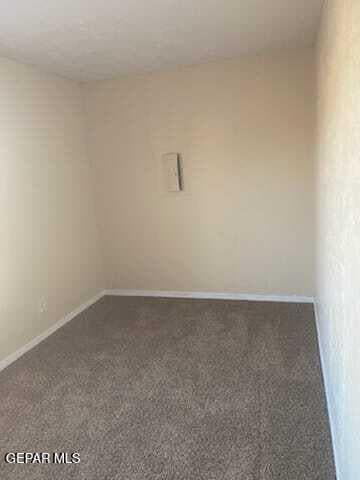 Building Photo - 14633 Valentin Dr