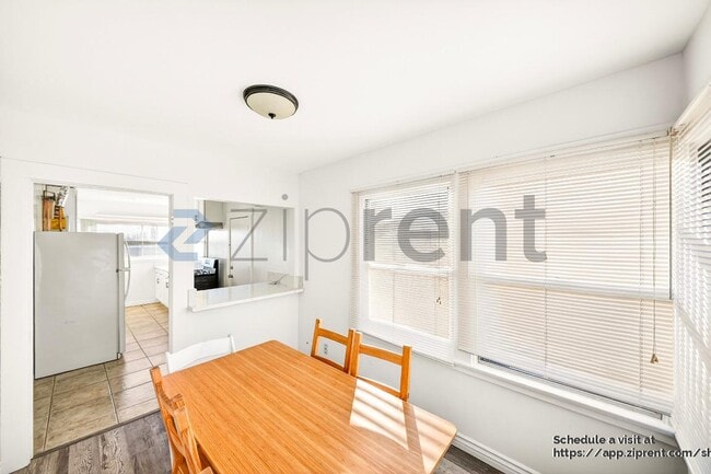 Building Photo - 1255 Del Rey Ave