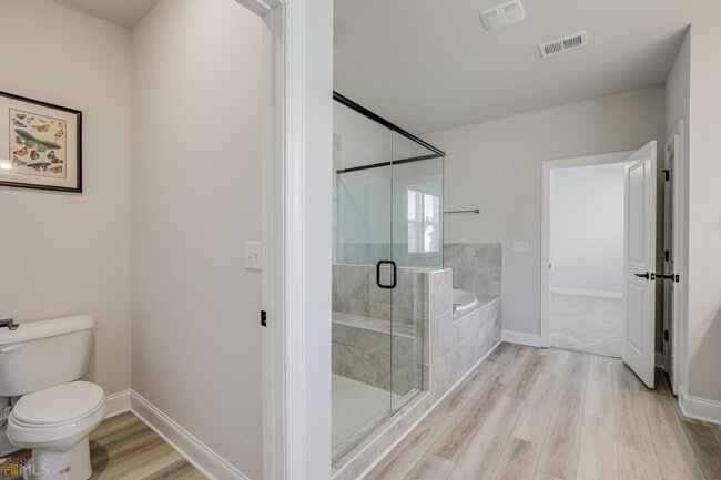 Building Photo - 322 Caledonia Ct