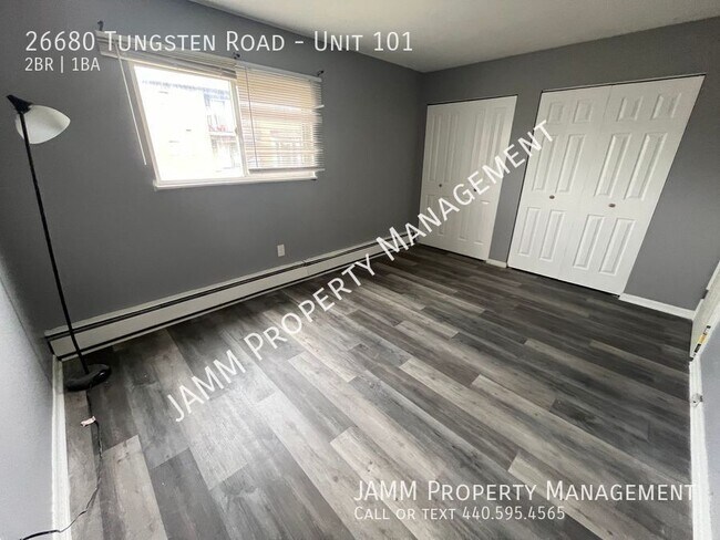 Building Photo - 2-Bedroom Apartment in Euclid!!