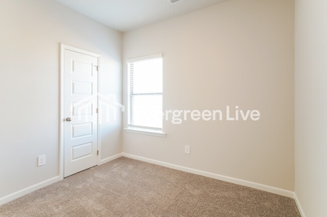 Building Photo - 17767 Denham Cir