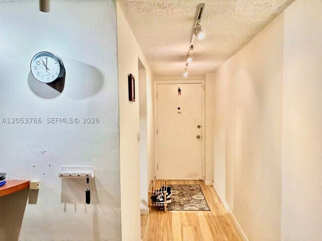 Building Photo - 3660 NE 166th St