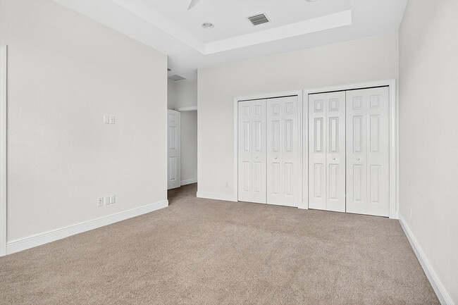 Building Photo - 4527 Cadiz Cir