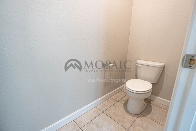 Building Photo - 763 W Brangus Way