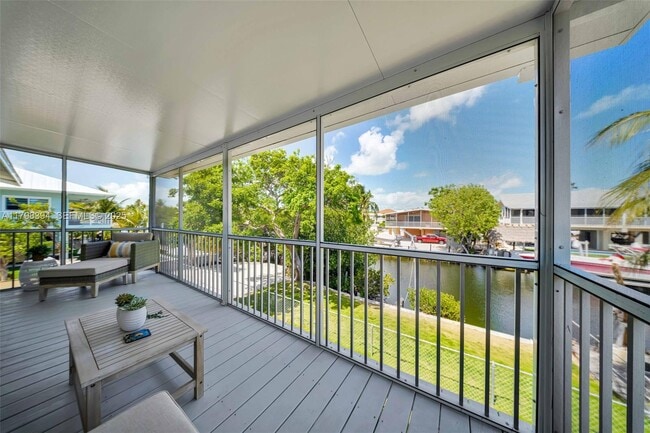 Building Photo - 129 Nautilus Dr