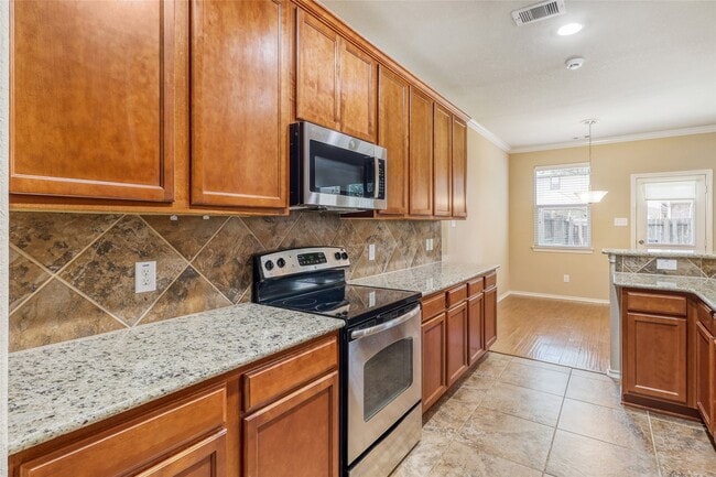 Building Photo - 24558 Folkstone Cir