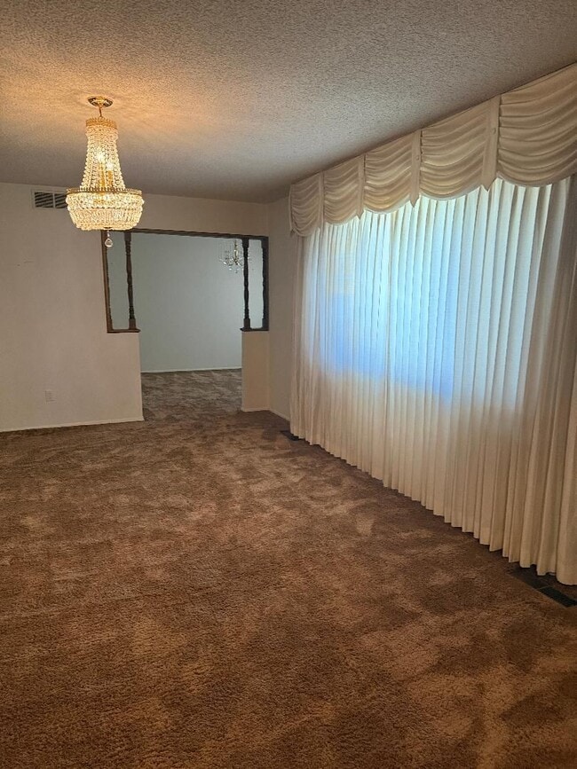 Building Photo - Large Vintage Home Available