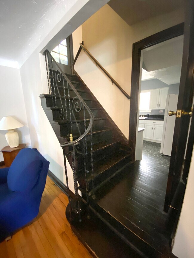 Building Photo - 988 Nela View Rd