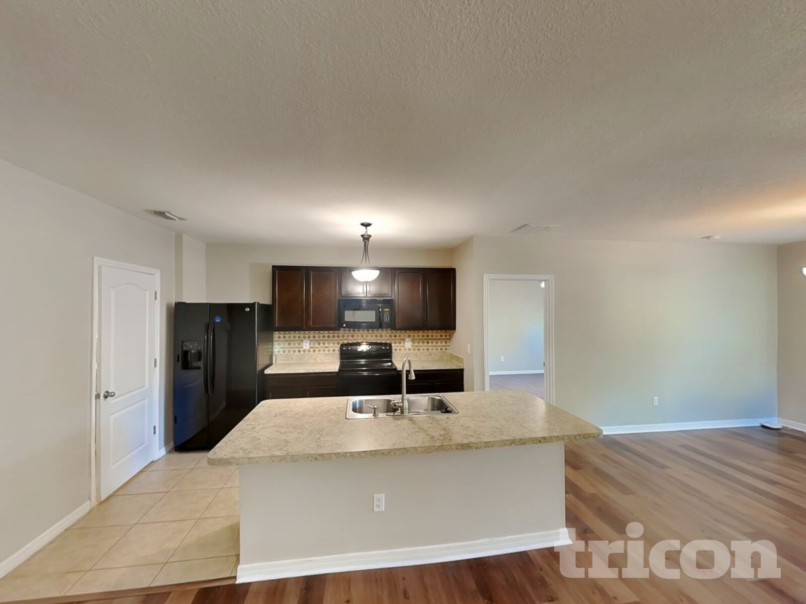 Building Photo - 7027 57th Terrace E Palmetto FL