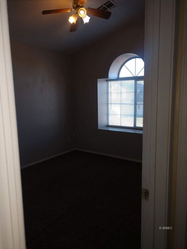 Building Photo - 1305 Crimson Canyon Dr