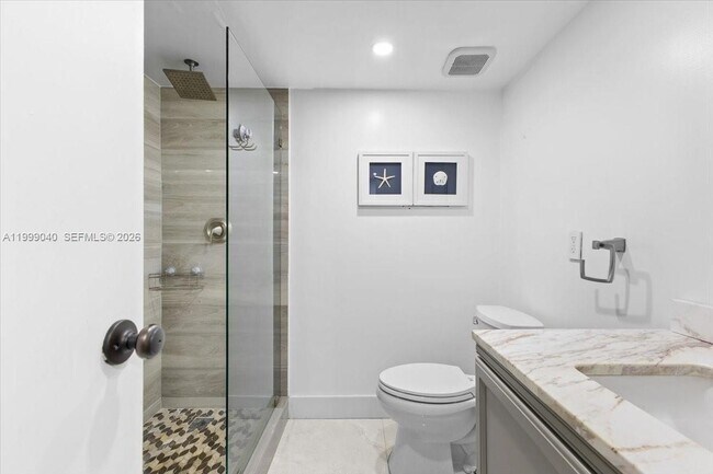 Building Photo - 6001 N Falls Cir Dr