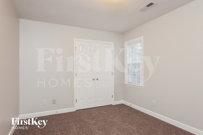 Building Photo - 1792 Glenridge Dr