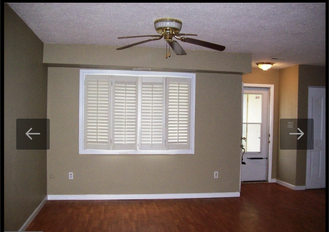 Building Photo - 20 Glenwood Dr