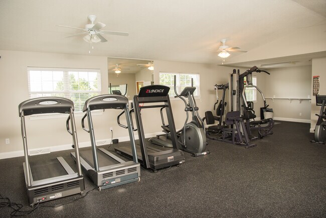 Building Photo - 1654 W Grandview Blvd