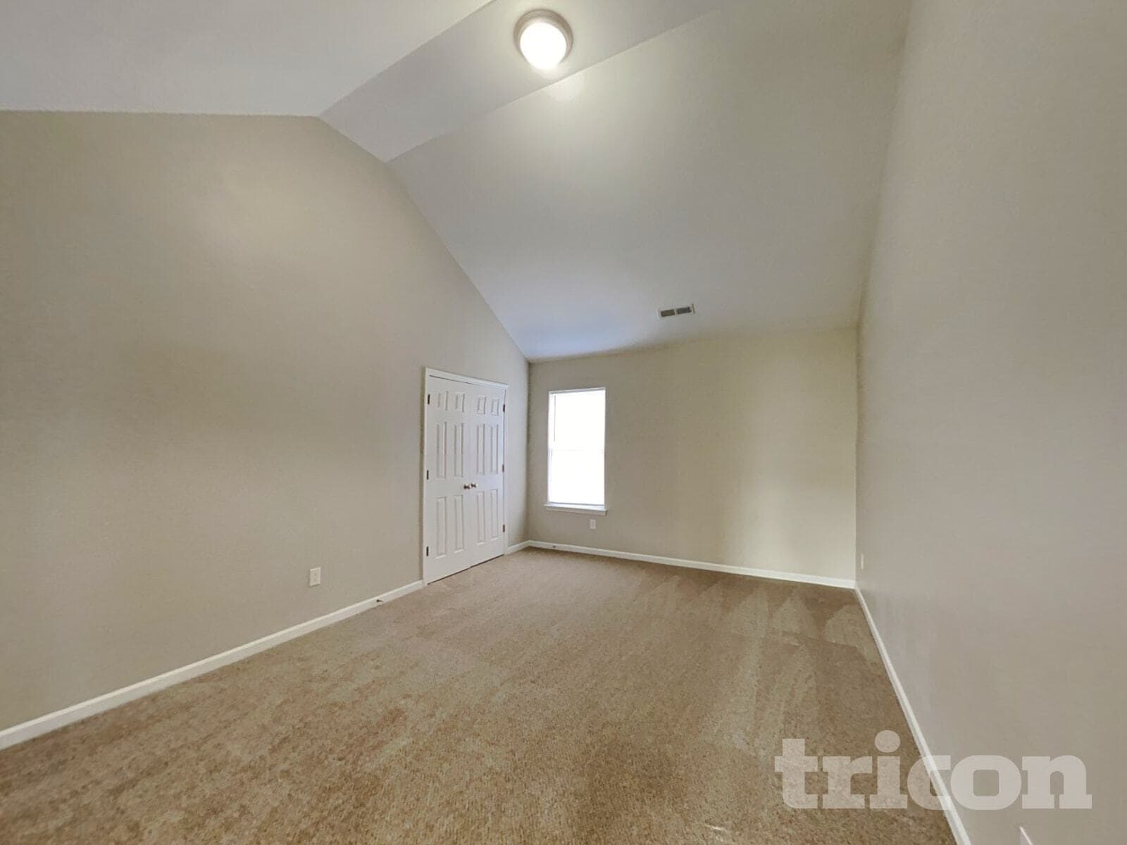 Building Photo - 713 Southridge Dr