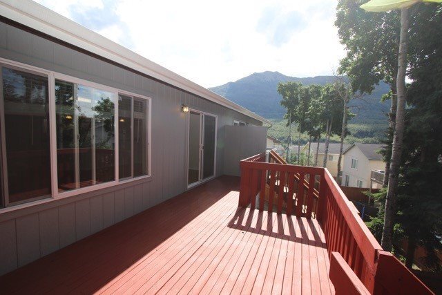 Building Photo - 3 Bedroom Eagle River Condo w/ Fenced Back...