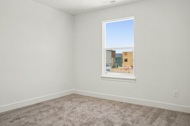 Building Photo - 4809 Olive Ave