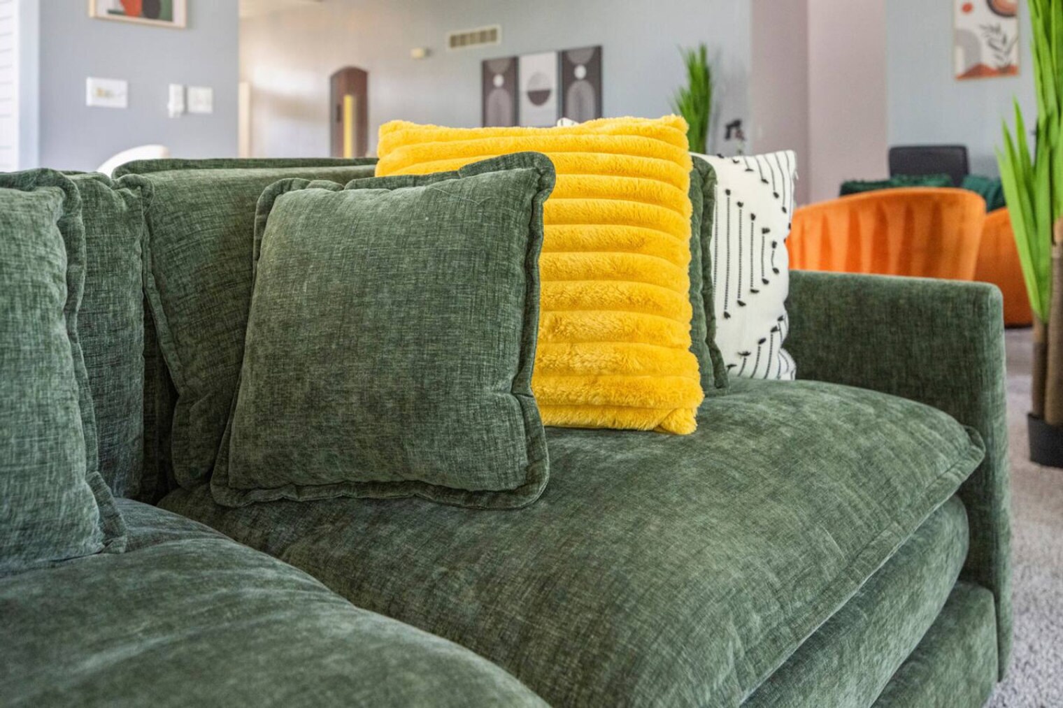 Building Photo - 784 Long Island Cir