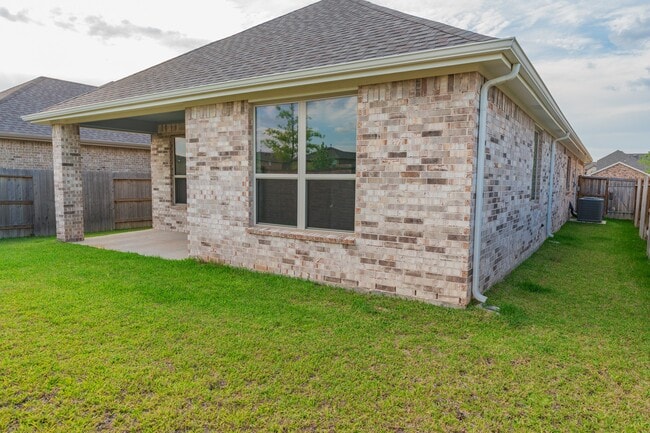 Building Photo - 27015 Bel Air Pt Ln