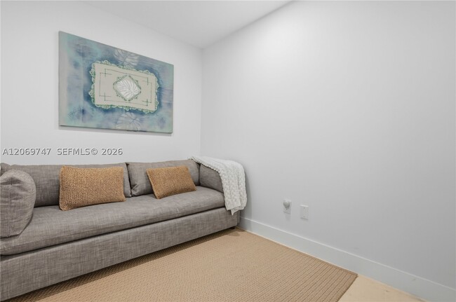 Building Photo - 360 Ocean Dr
