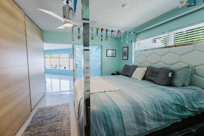 Building Photo - 6300 16th St S