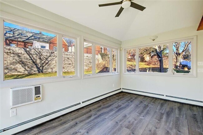 Building Photo - 66 Tyndall Ave