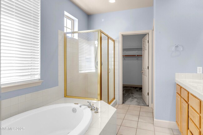 Building Photo - 6578 Aston Cir