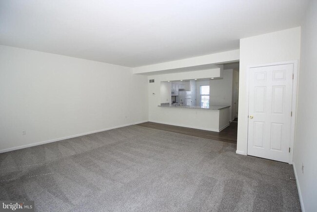 Building Photo - 132 Bay Hill Ln