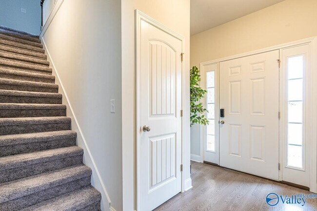 Building Photo - 176 Tybee Dr