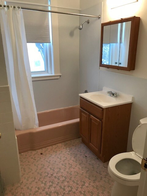 Building Photo - 46 Lancaster Ter