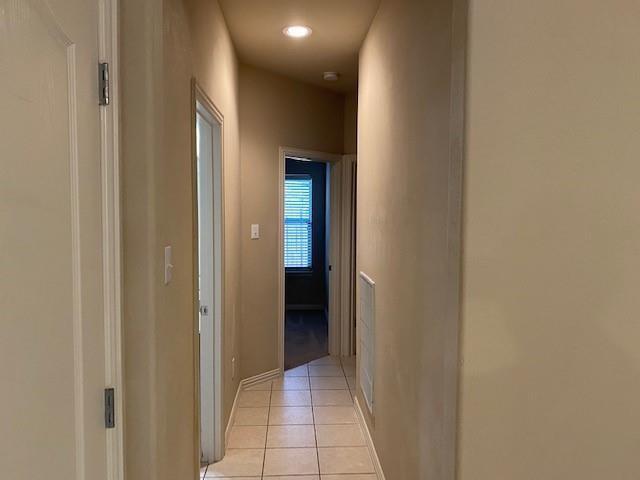 Building Photo - 2424 Gold Rush Dr