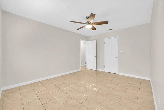 Building Photo - 1250 S Brookhurst St