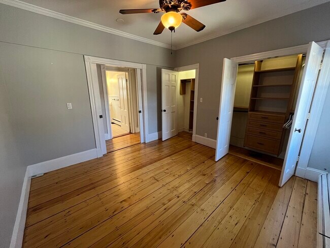 Building Photo - 28 Goldsmith St