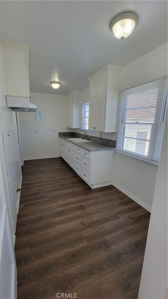 Building Photo - 254 Thorne St