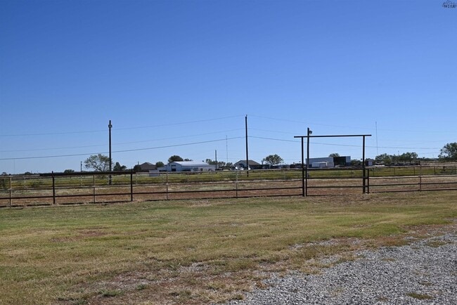 Building Photo - 2460 Wranglers Retreat