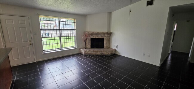 Building Photo - 2606 Lemonwood Ln