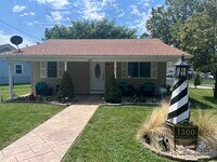 Building Photo - 1300 Wilson Point Rd