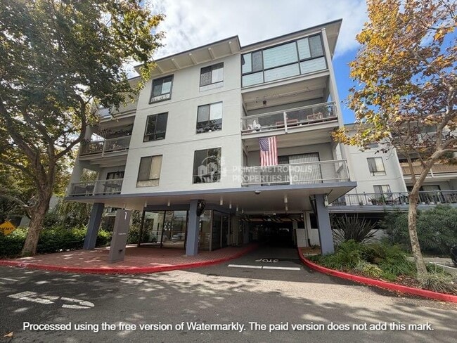 Primary Photo - 2 bedroom in Emeryville CA 94608