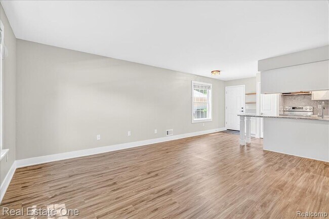 Building Photo - 306 Roe St