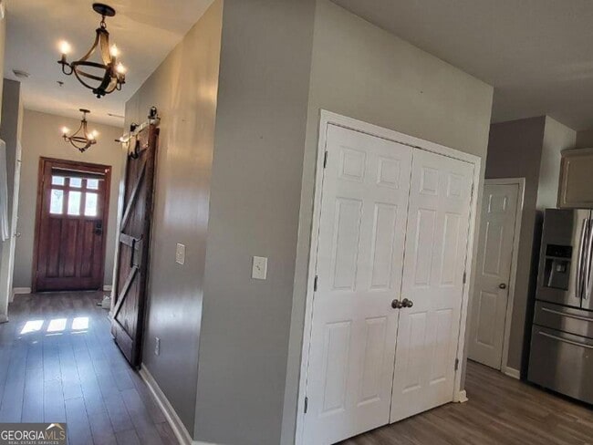 Building Photo - 45 Newnan Lakes Dr