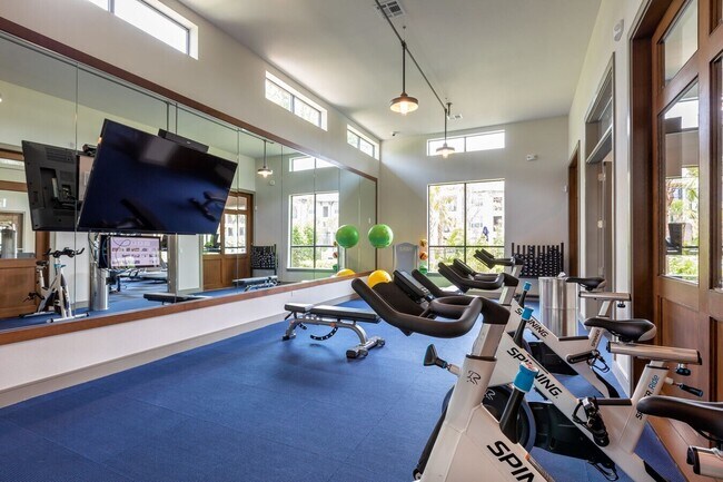 Building Photo - Modern Vibes, Maximum Comfort!