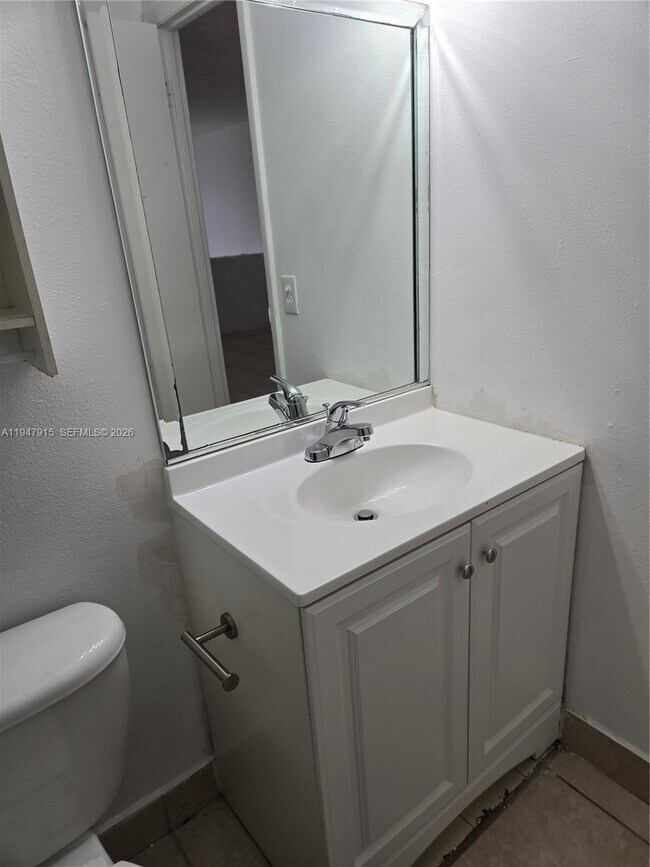 Building Photo - 17901 NW 68th Ave