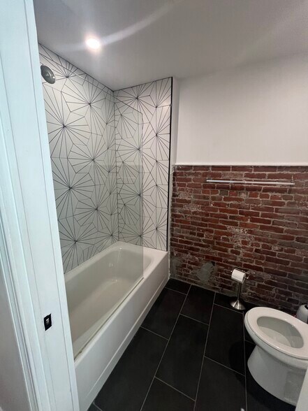 2nd Bath - 1 Chester Park