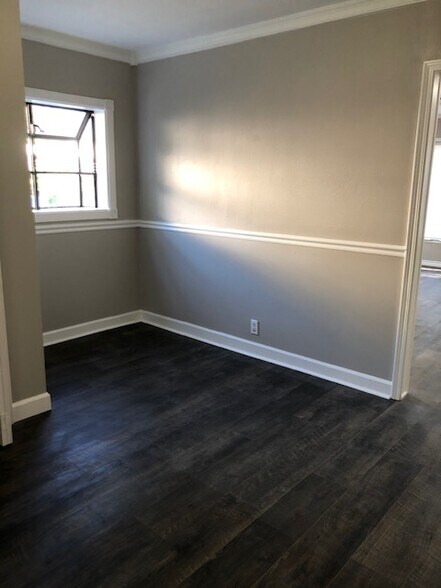 Building Photo - 2104 Houston Pl
