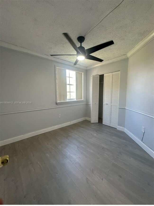 Building Photo - 9731 Fontainebleau Blvd