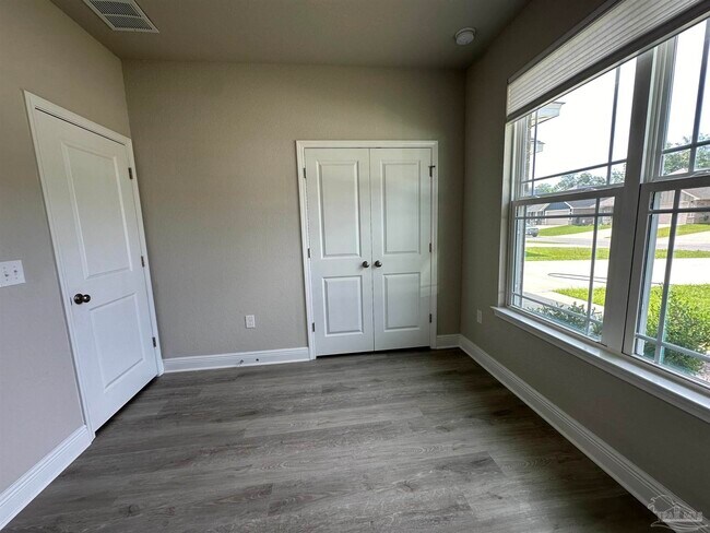 Building Photo - 3877 Ranch Rd