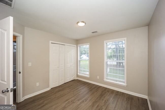 Building Photo - 91 Mosswood Trail