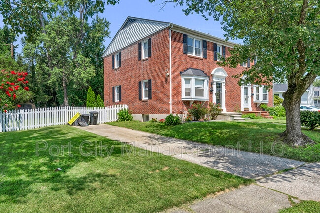 Building Photo - 1412 Jeffers Rd