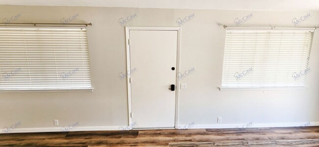 Building Photo - 4402 Tophill Ln