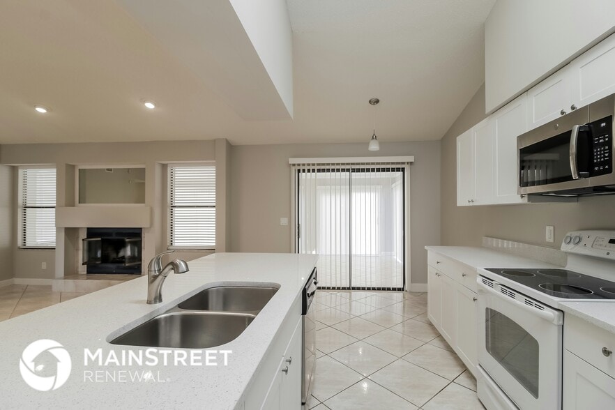 Building Photo - 1851 Calmar St NW